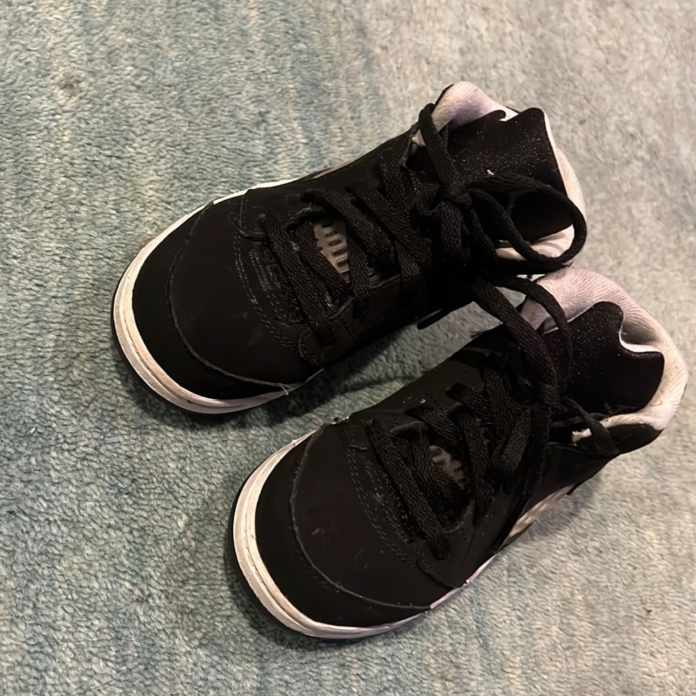 toddler black and white jordan 4